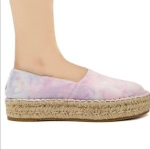 SPLENDID Women’s Laney Pastel Tie Dye Espadrilles Canvas Slip On NEW Size 9